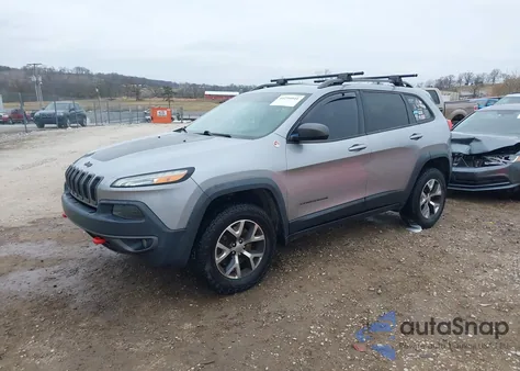 2015 Jeep Cherokee Trailhawk z USA, uszkodzony, nr VIN 1C4PJMBS5FW756592